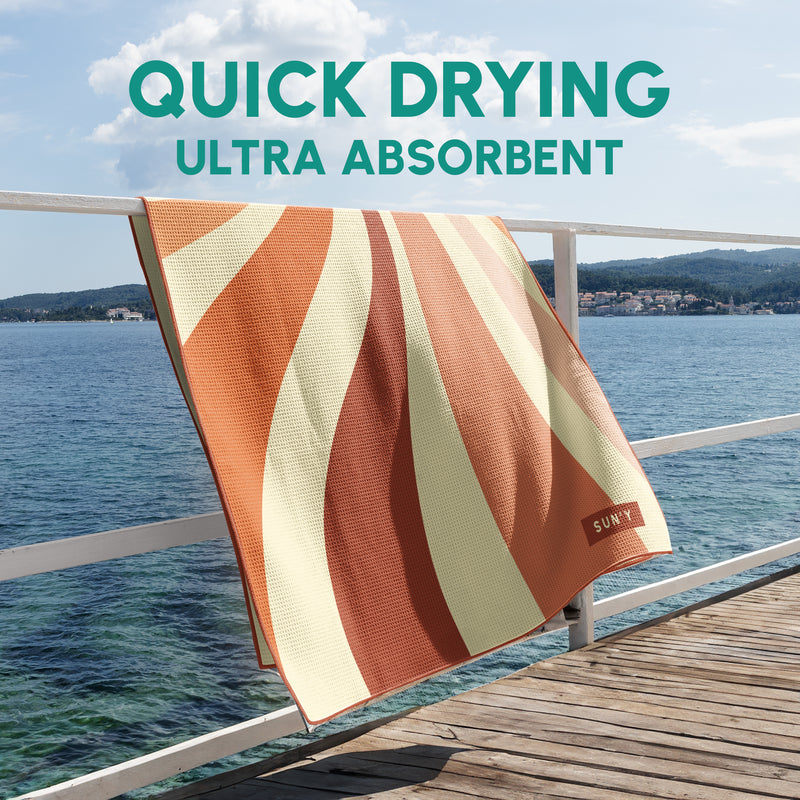 Rays sand free beach towel quick-dry feature demonstration